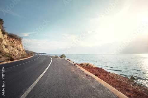 Fototapeta Naklejka Na Ścianę i Meble -  highway beside the sea