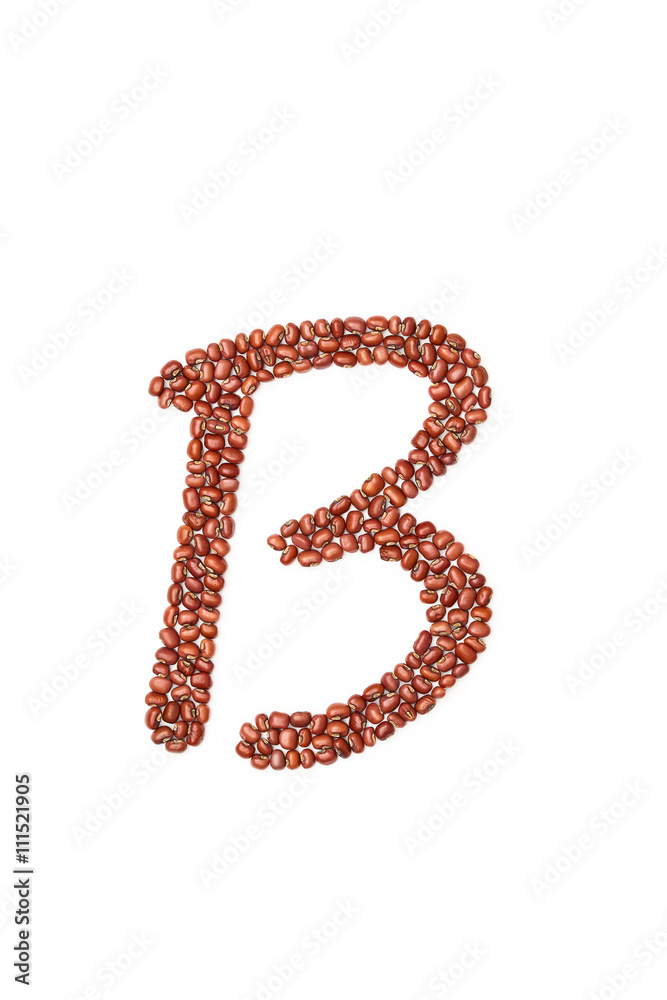 Buchstabe B aus Roten Bohnen auf weißen untergrund isoliert Buchstabe B aus Roten Bohnen auf weißen untergrund isoliert