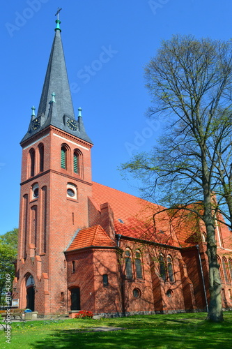 Backstein Kirche Ahlbeck im Frühling, Usedom an der Ostsee