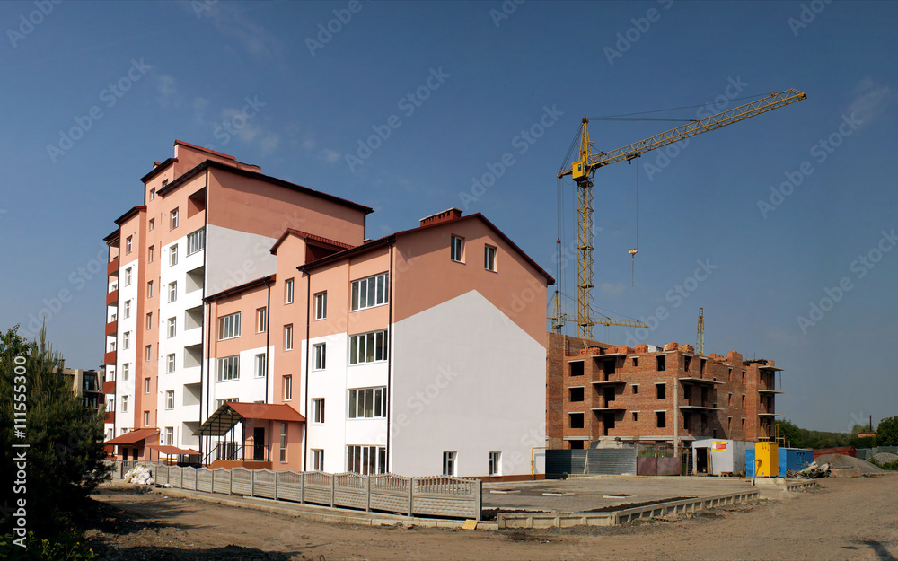 The process of construction of multi-apartment building