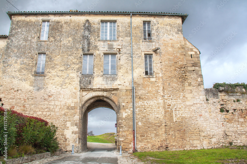 Blaye. Porte de Liverneuf vue de l'intérieur de la citadelle, Gironde, France