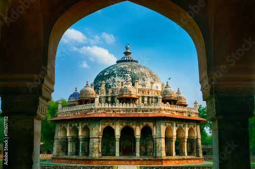 Isa Khan Niyazi's Tomb - Delhi photo