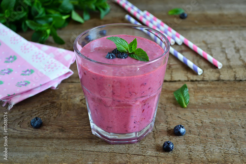 Berry smoothie with blueberry, blackberry and homemade yogurt