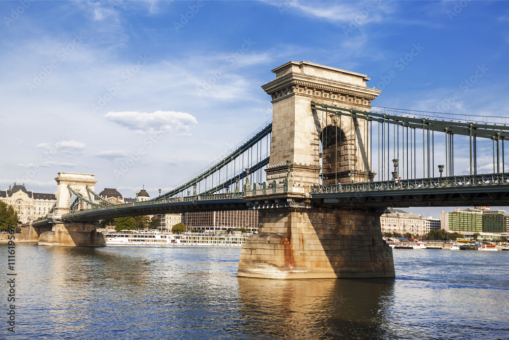 Obraz premium Chain Bridge, Budapest, Hungary