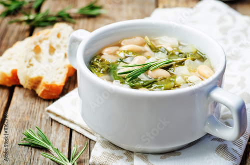 Rosemary white bean spinach soup photo