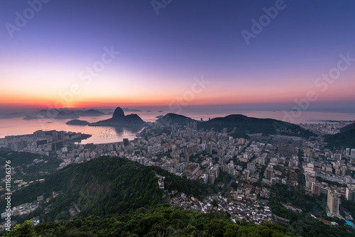 Rio de Janeiro just before Sunrise, view with the Sugarloaf Mountain © Donatas Dabravolskas