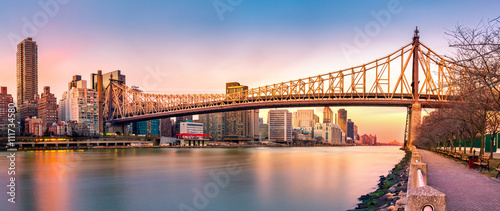 (Ed Koch) Queensboro bridge panorama at sunset, as viewed from Roosevelt Island