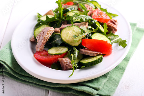 Beef, cucumber, tomato and rocket salad