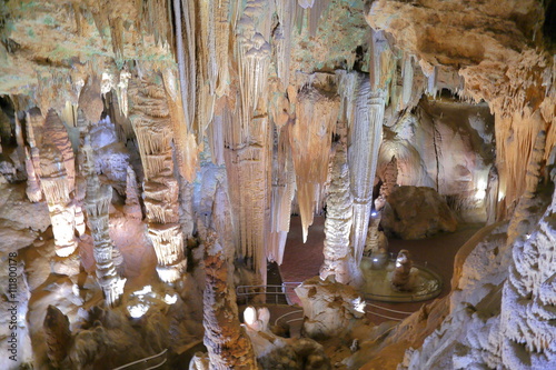 Stalactites inside the Luray caverns. photo