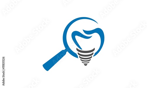 dental implants magnifier logo