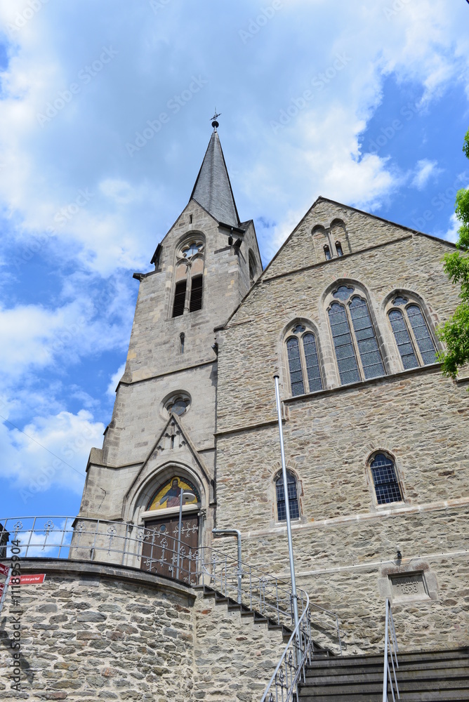 Fototapeta premium Markuskirche in Braubach am Rhein
