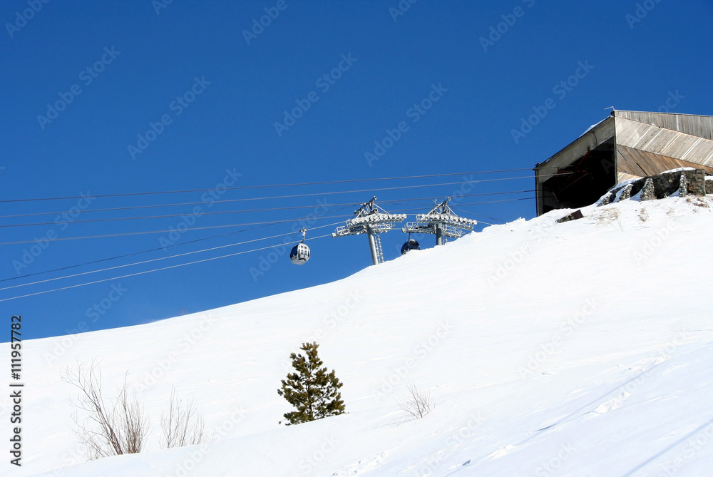 Obraz premium Intermediate station in the mountains of Caucasus