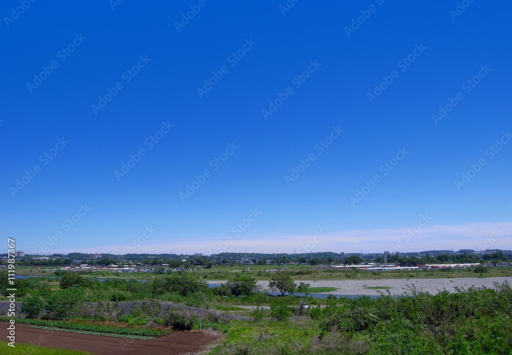 地平線〜快晴〜人間の営みの見える風景