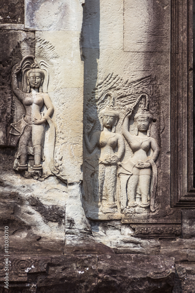 Obraz premium Angkor, weibliche Gottheiten in der Tempelanlage