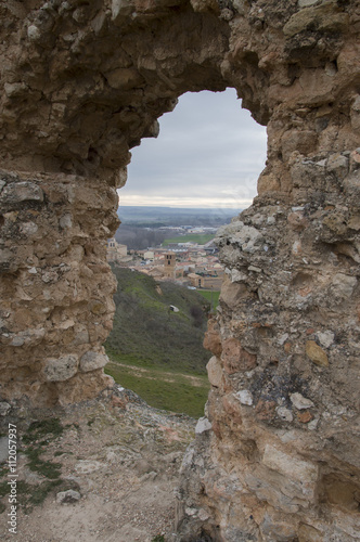 Fototapeta Naklejka Na Ścianę i Meble -  Window to San Esteban de Gormaz