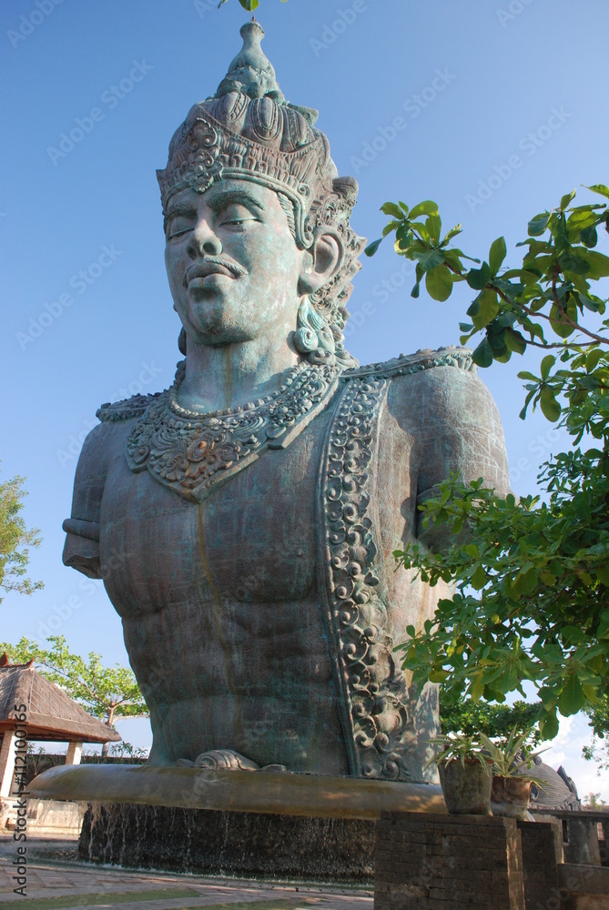Φωτογραφία Garuda Wisnu Kencana  statue in GWK cultural park Bali, Indonesia