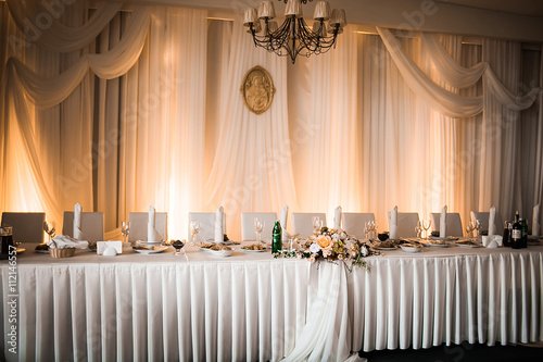 Εκτύπωση καμβά Catering in restaurant