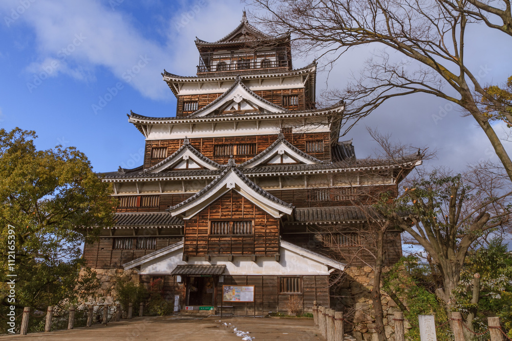 冬の広島城の風景