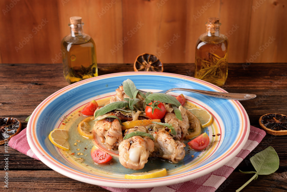 Chicken wings cooked with lemon and sage aromas