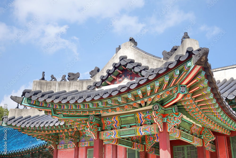 korean traditional palace