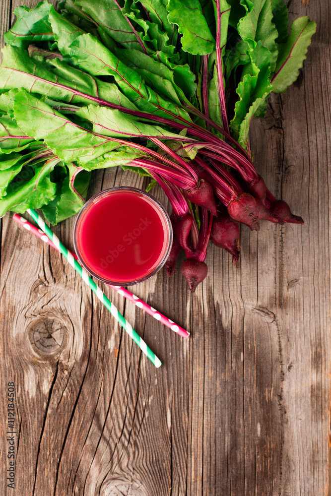 Fototapeta premium Glass of fresh beet juice