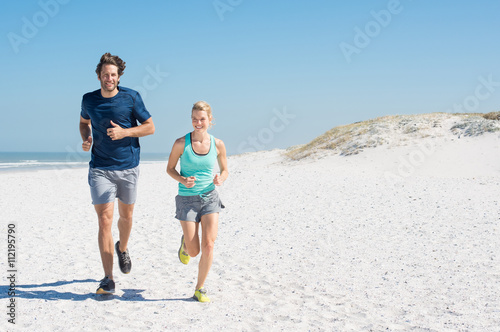 Fototapeta Naklejka Na Ścianę i Meble -  Man and woman jogging