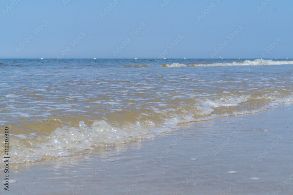 Nordsee Wellen am Strand