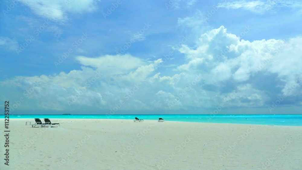 Beautiful tropical beach and sea in maldives island
Beautiful tropical beach and sea in maldives island