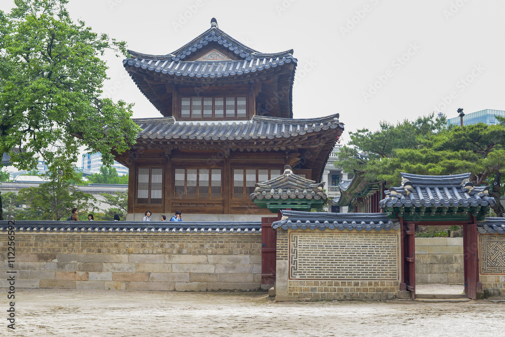 Obraz premium SEOUL,South Korea - MAY 24: Deoksugung Palace. MAY 24, 2016 in S