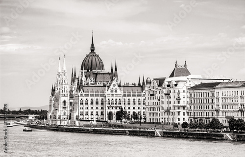 Photography Hungarian parliament building - Orszaghaz and Danube river