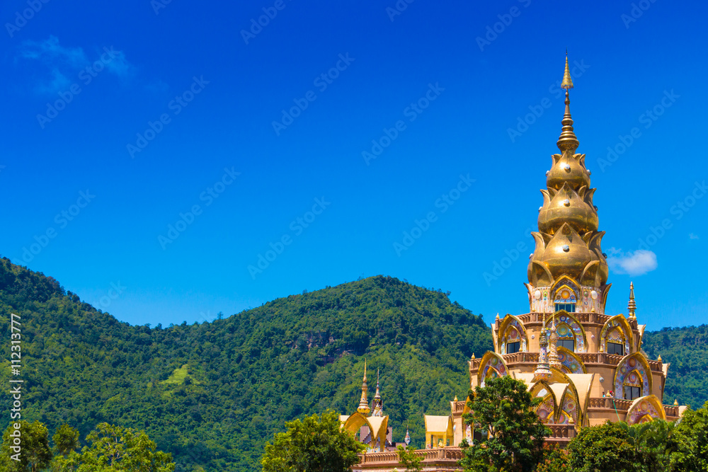 Fototapeta premium Phasonkaew temple in Thailand