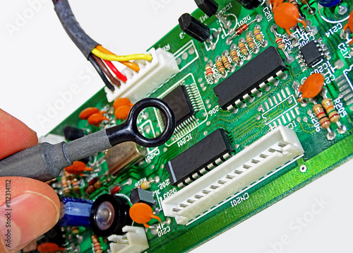 EMC measurement with a near-field probe on a circuit board 
