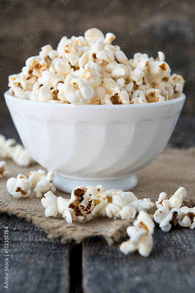 Homemade salty popcorn
Homemade salty popcorn