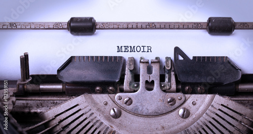 Vintage typewriter - Memoir