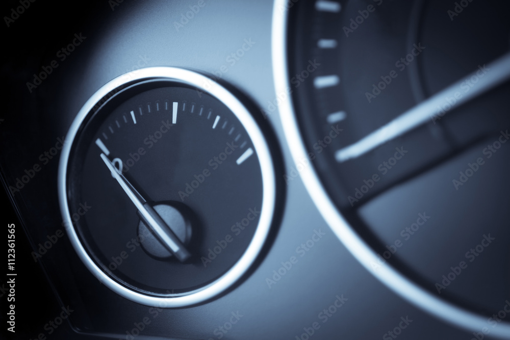 Naklejka premium Fuel gauge detail