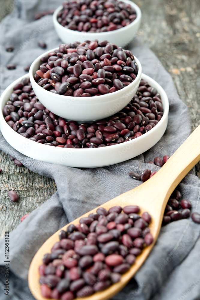 Dry red beans
Dry red beans
