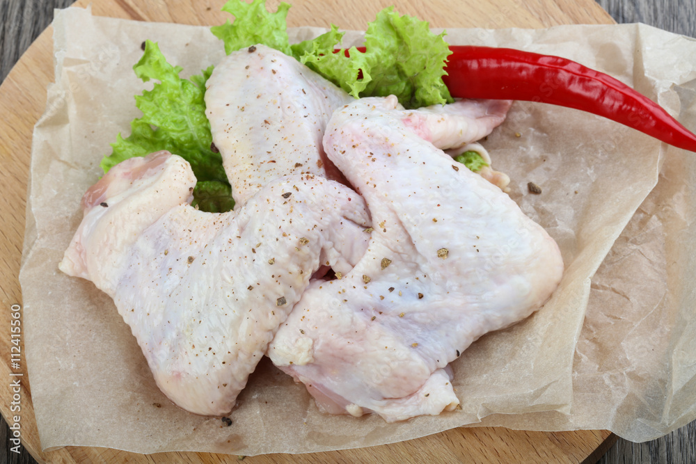 Raw chicken wings Raw chicken wings