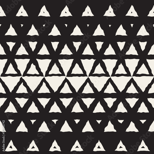 Vector Seamless Black And White Hand Drawn Triangle Halftone Pattern