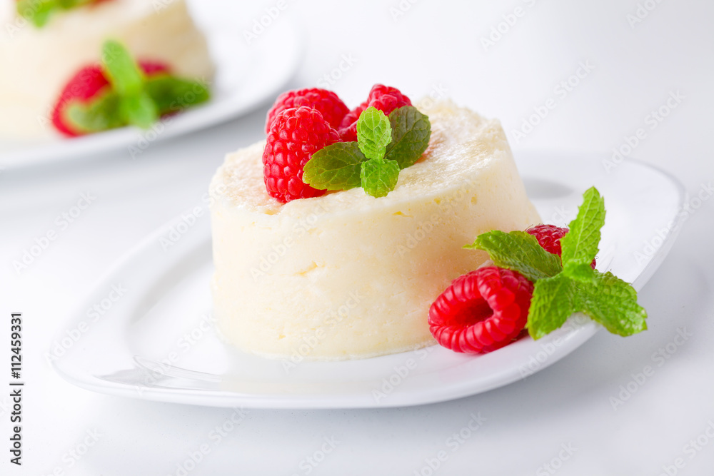 Panna Cotta With Raspberries Panna Cotta With Raspberries