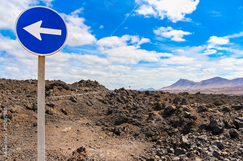 Landschaft vulkanischen Ursprungs - Lanzarote, Kanarische Inseln. photo