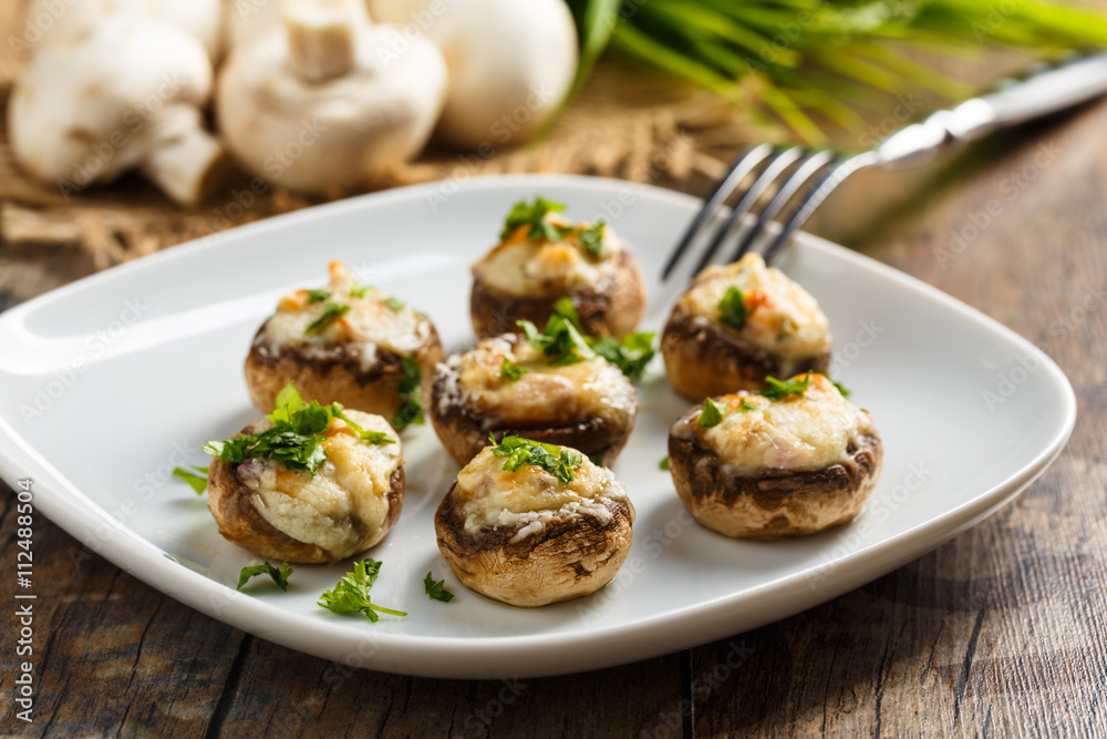 gefüllte Champignons - stuffed mushrooms gefüllte Champignons - stuffed mushrooms