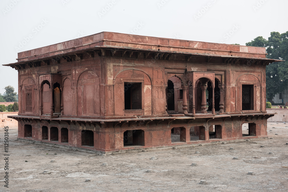 Zafar Mahal Architecture
