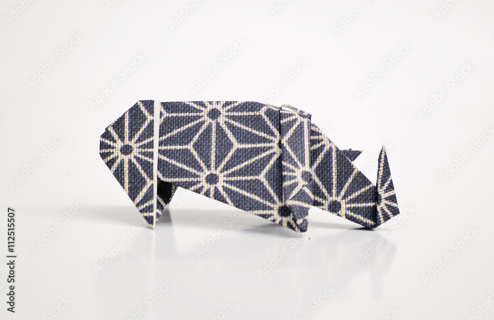 Naklejka premium Origami rhinoceros