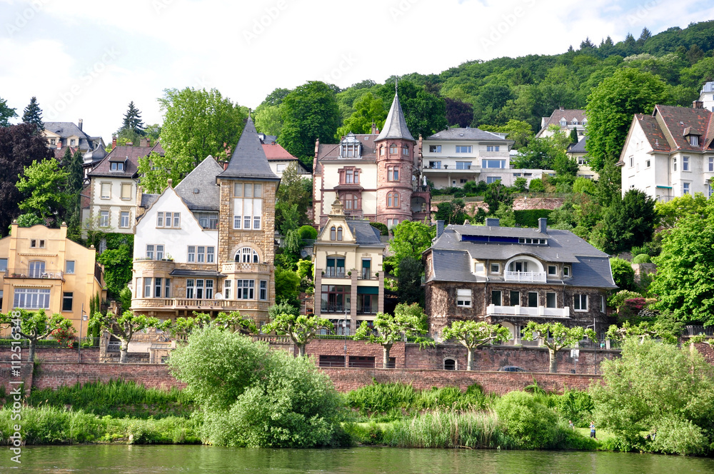 Häuser am Neckar