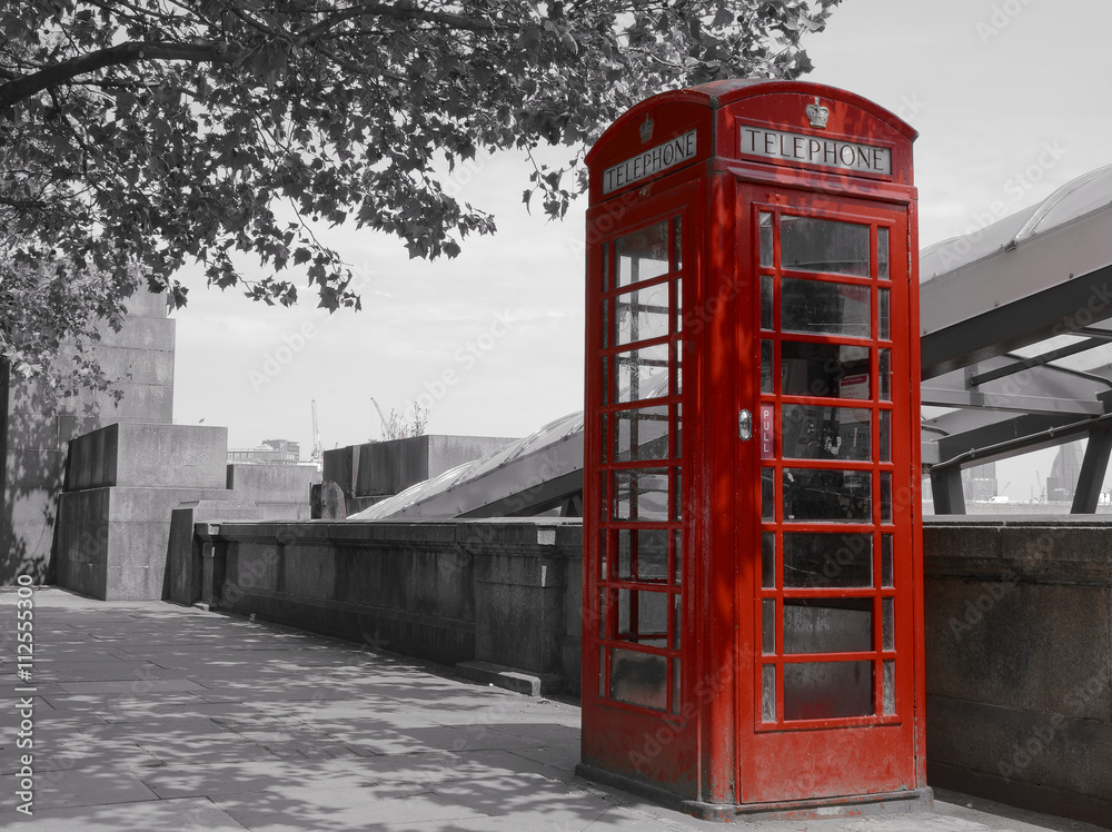 red telephone box viewing,red telephone box picture,red telephone box image red telephone box viewing,red telephone box picture,red telephone box image