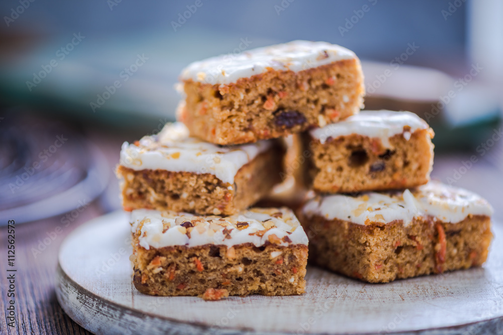 homemade healthy carrot and walnut cake