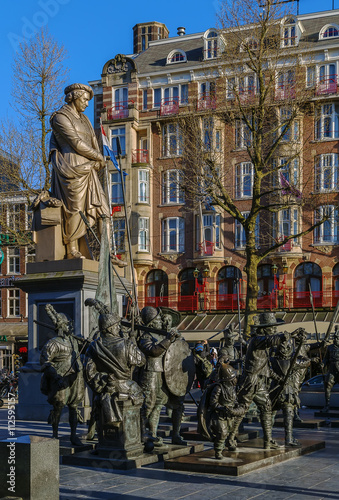 Statue of Rembrandt, Amsterdam