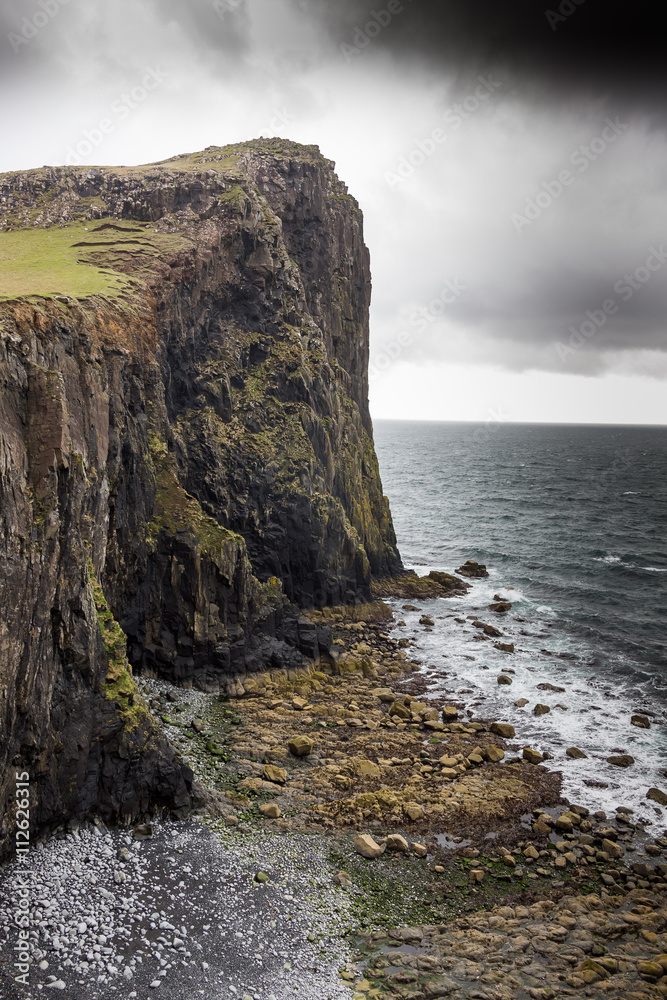 Die Küste der Isle of Skye - Schottland