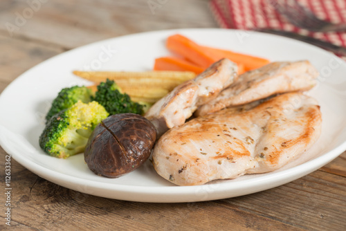 Diet food, Grilled chicken and vegetable.