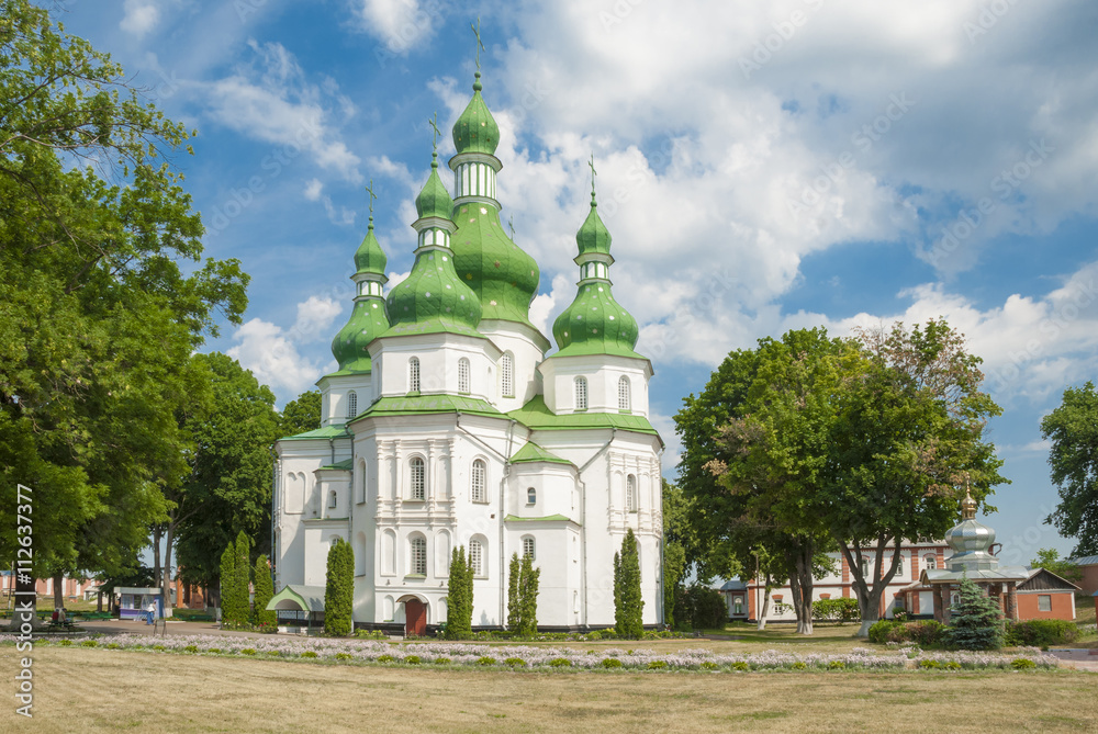 Trinity Cathedral, (17th century). Gustynsky Monastery in Cherni